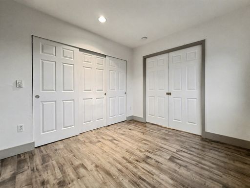 Building Photo - AVAILABLE NOW! Beautiful Queen Anne Condo with Puget Sound Views & Secure Parking!