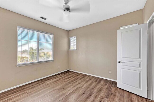 Building Photo - 23261 Castle Rock