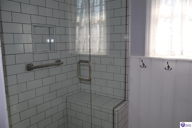 Building Photo - 780 Highland Ave