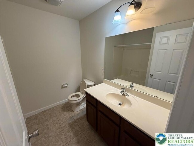 Building Photo - 5133 Dogwood Trail