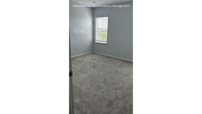 Building Photo - 36 Fieldfare Ln