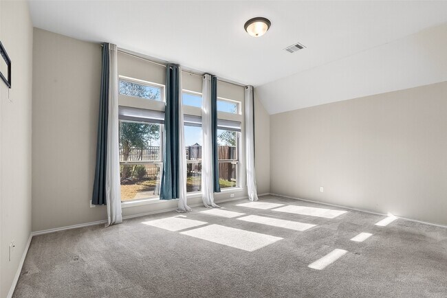 Building Photo - 3610 Brattain Dr