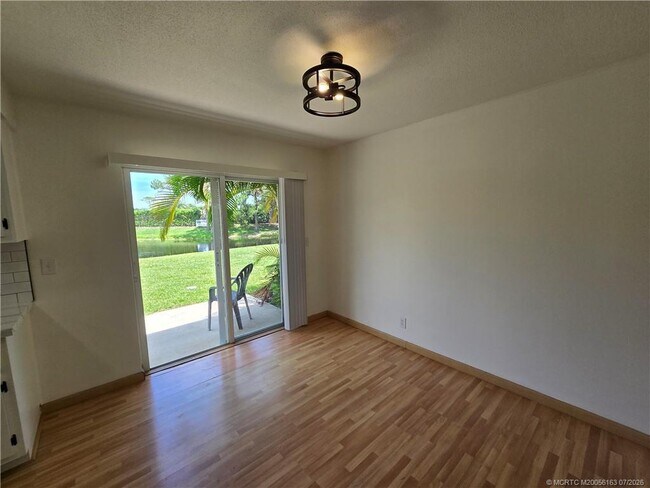 Building Photo - 2648 Rockcrest Ct