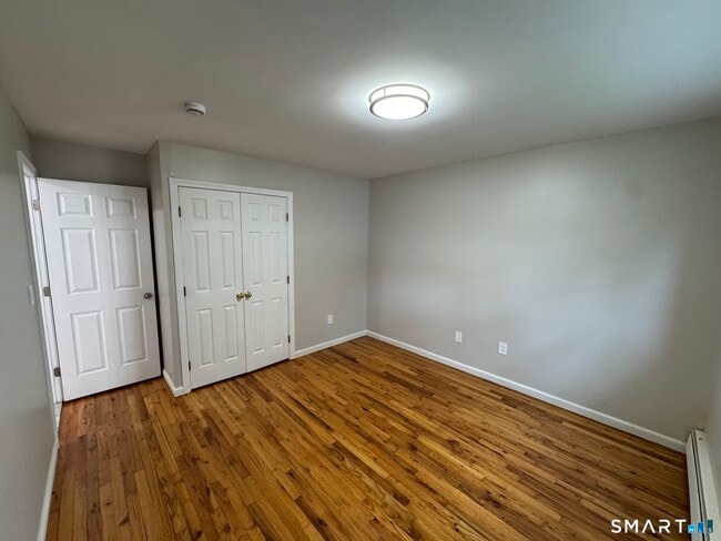 Building Photo - 69 Mountain Laurel Dr