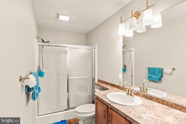 Building Photo - 2080 Deer Run Dr
