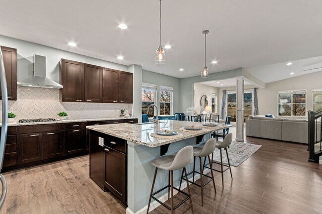 Building Photo - Modern Living. Unforgettable Views 5 bedroom / 5 bathrooms in the desirable Candelas community
