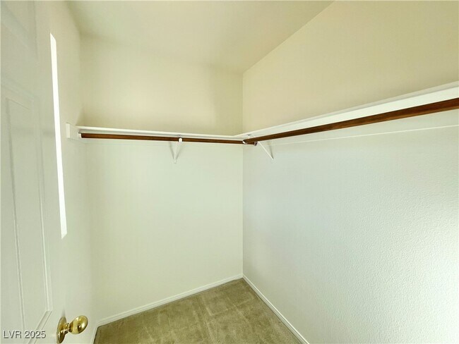 Building Photo - 1590 Sabatini Dr