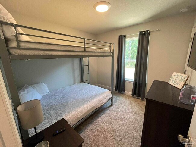 Building Photo - 1949 Justice Cir