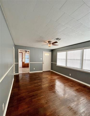 Building Photo - 1319 N Clay St