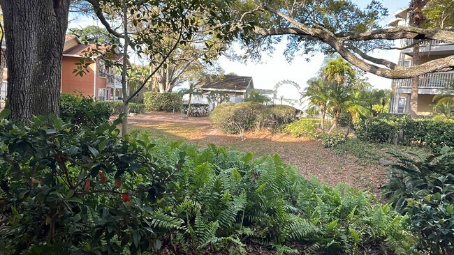 Building Photo - 225 S Tropical Trail