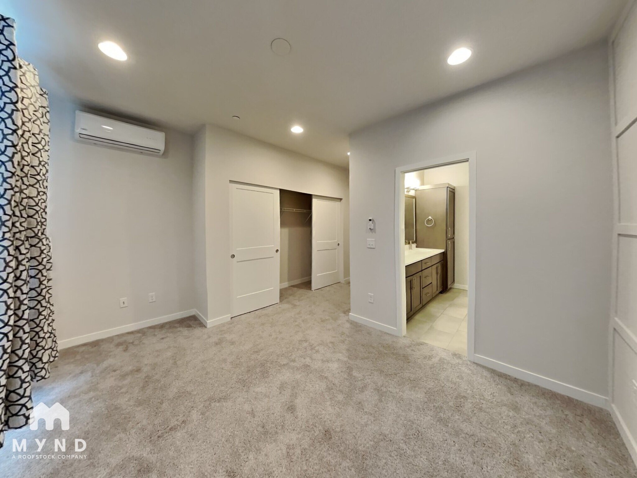 Building Photo - 10944 NE 189th St