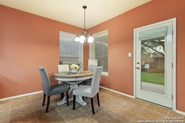 Building Photo - 8415 Spicewood Bend