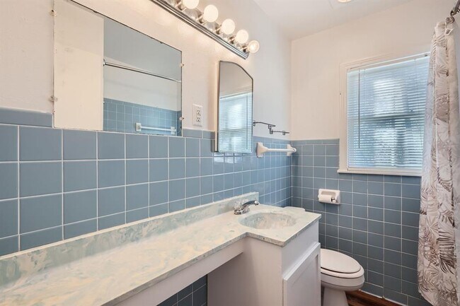 Building Photo - 7348 US-183