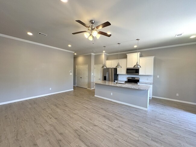 Building Photo - 4011 Oaklawn St