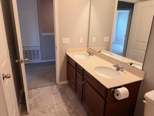 Building Photo - 329 Los Cobos Ln