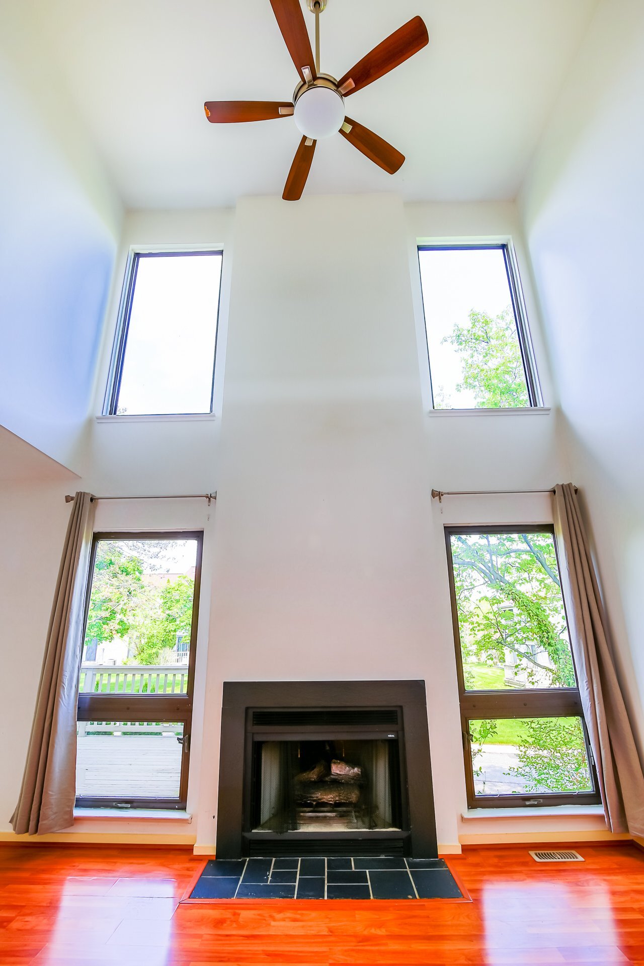 Building Photo - 716 Eton Ct