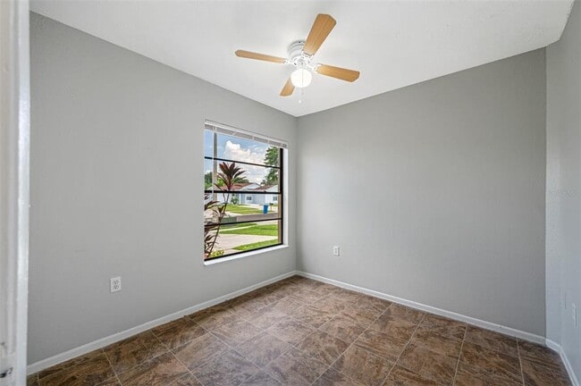 Building Photo - 1411 Thistledown Dr