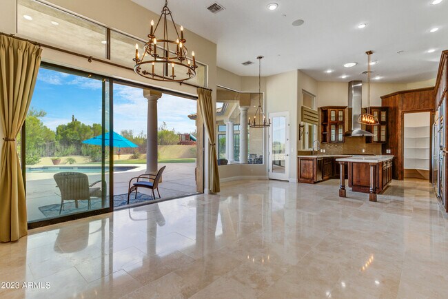 Building Photo - 8008 E Whistling Wind Way