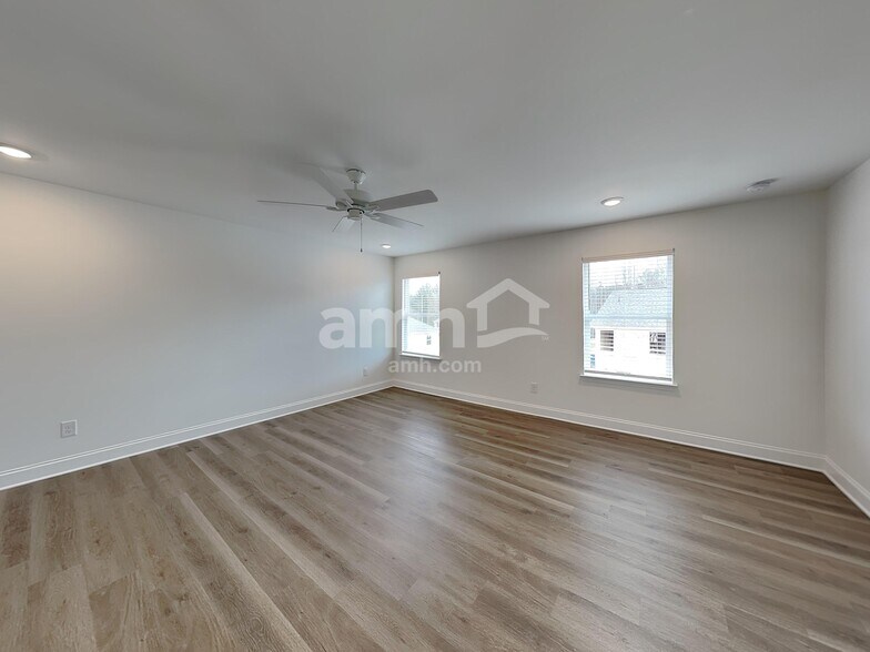 Building Photo - 347 Hickory Pointe Rd