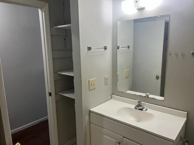 Building Photo - 1507 Ashland Dr