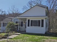 Building Photo - 219 Toll Gate Rd