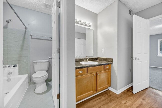 Building Photo - cpc6