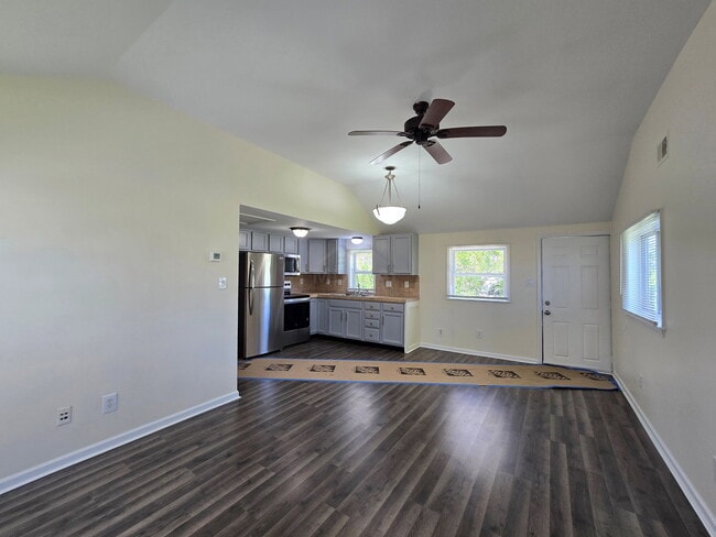 Building Photo - 3438 Duffield