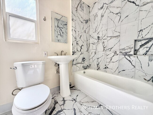 Building Photo - 4567 N Eagle Rock Blvd