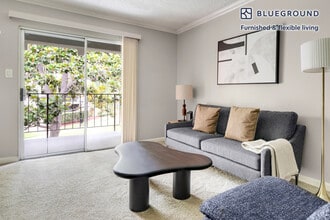 Building Photo - 350 Budd Ave