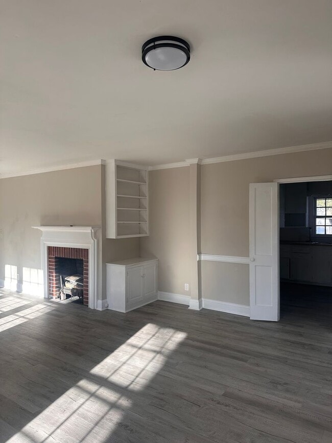 Building Photo - RENTAL HOME 3BD/2BTH