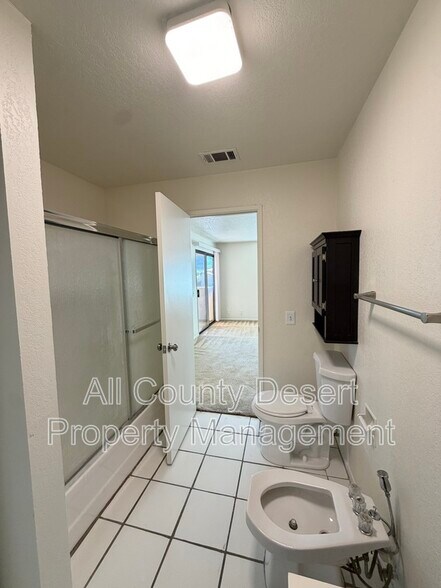 Building Photo - 31520 Landau Blvd