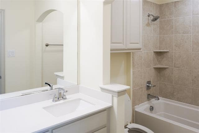 Building Photo - 2401 Cort Dr