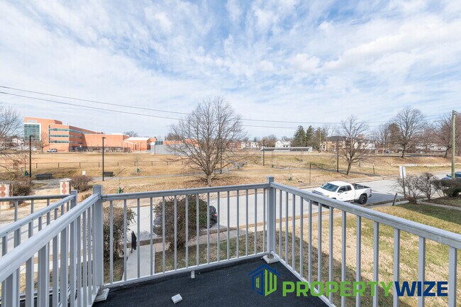 Building Photo - 4217 Chatham Rd