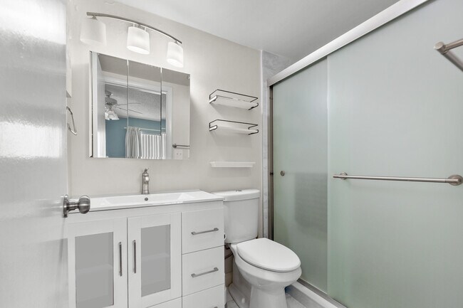 Building Photo - 3000 Presidential Way