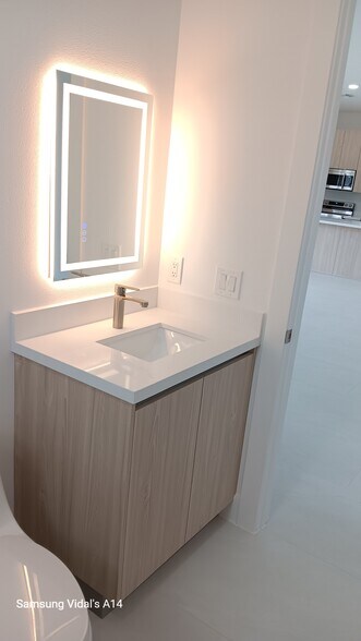 Building Photo - 161 Antilla Dr