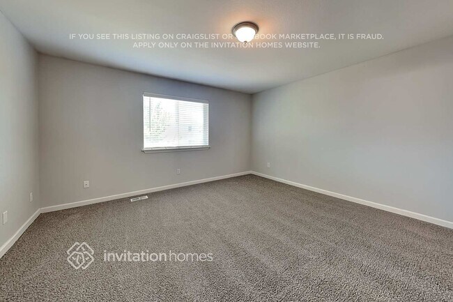 Building Photo - 216 Michell Ln NE