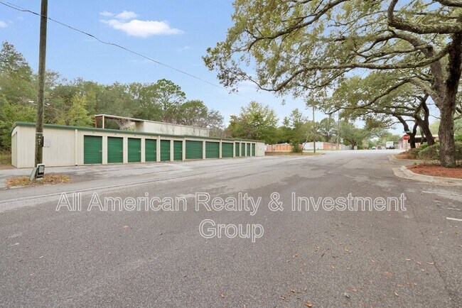 Building Photo - 1501 Partin Dr N