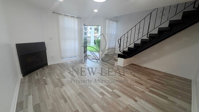 Building Photo - 1412 Everton Pl