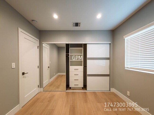 Building Photo - 6454 Gentry Ave