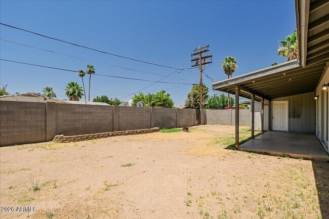 Building Photo - 536 N Cheri Lynn Dr