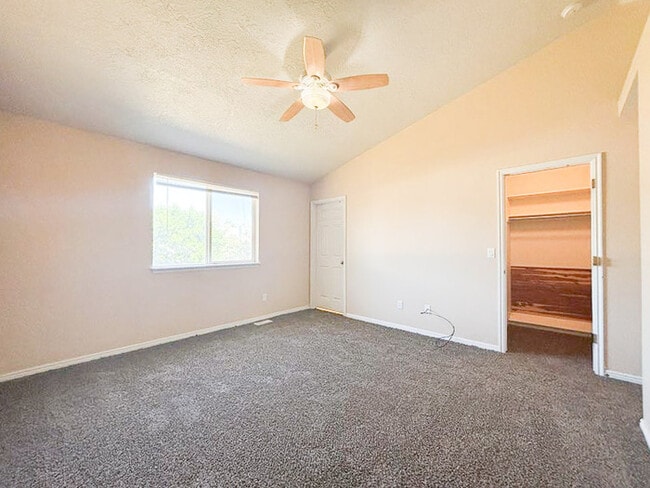Building Photo - Spacious 5-Bedroom Home in Stansbury Park ...