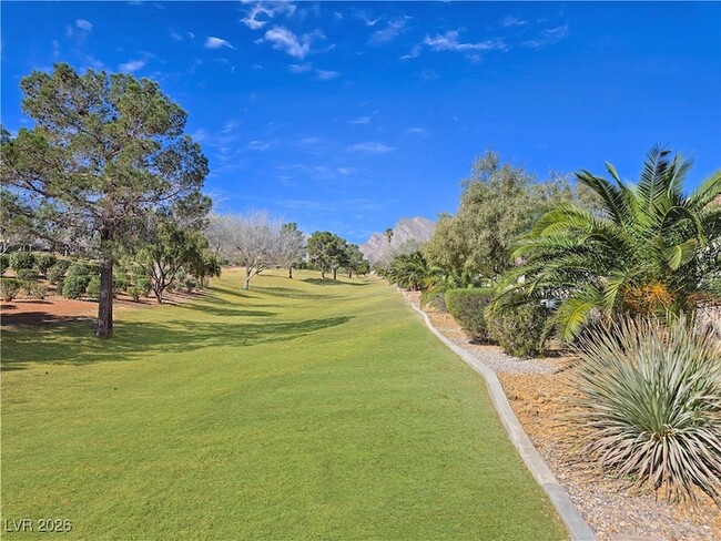 Building Photo - 10105 Hunter Springs Dr