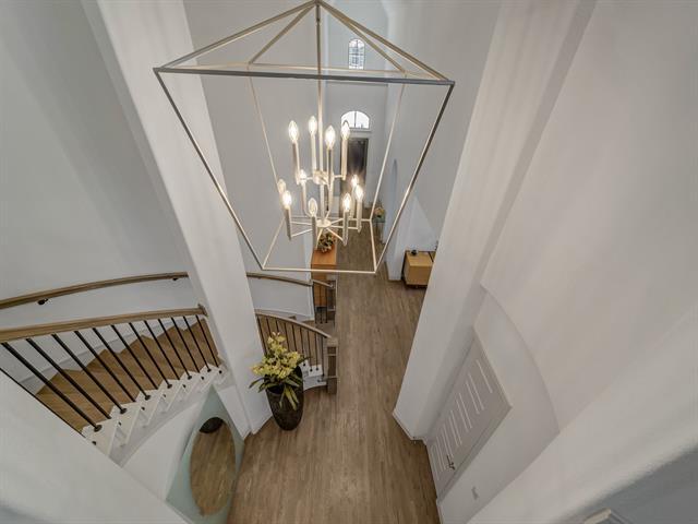 Building Photo - 741 Carlisle Dr