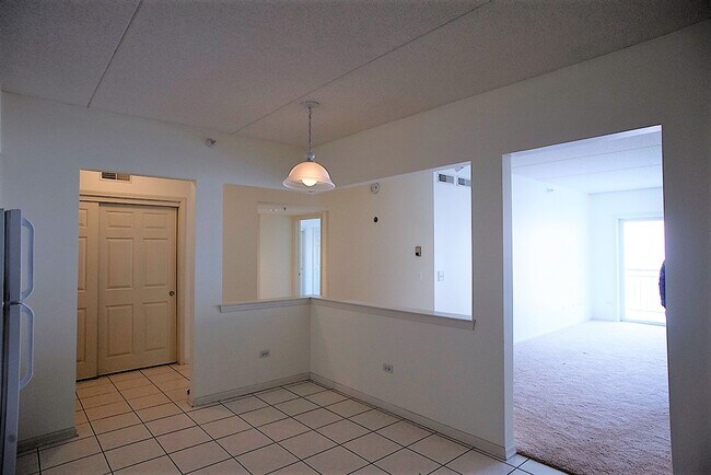 Building Photo - 5000 Oakton St