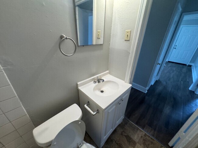 Building Photo - 1895 S Lauderdale St