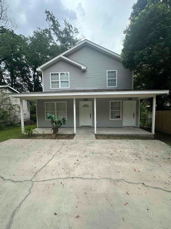 Building Photo - 1107 Basin St