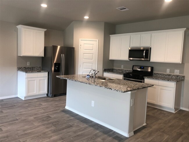 Building Photo - 1810 Gibbons Creek Dr