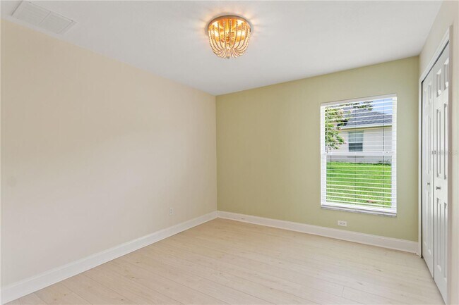 Building Photo - 723 Glenco Dr