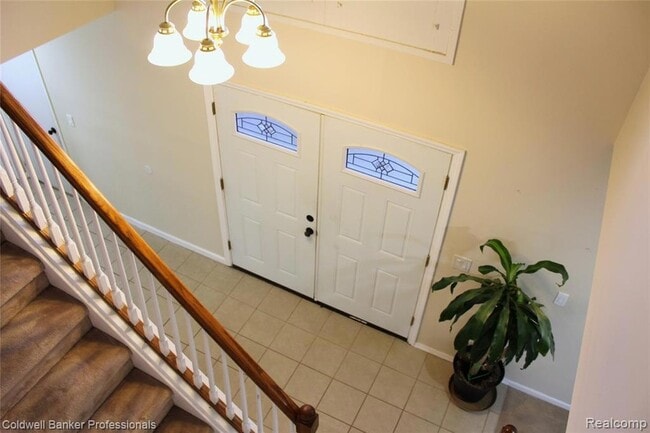 Building Photo - 6586 Carriage Hills Dr