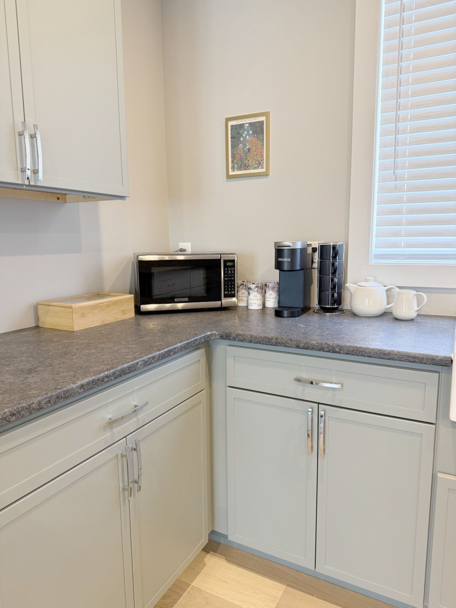 KITCHEN - 108 Textile Ct